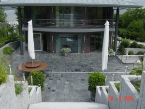 Schiefer reinigen Berlin – Schieferterrasse Privatvilla Berlin Vorher