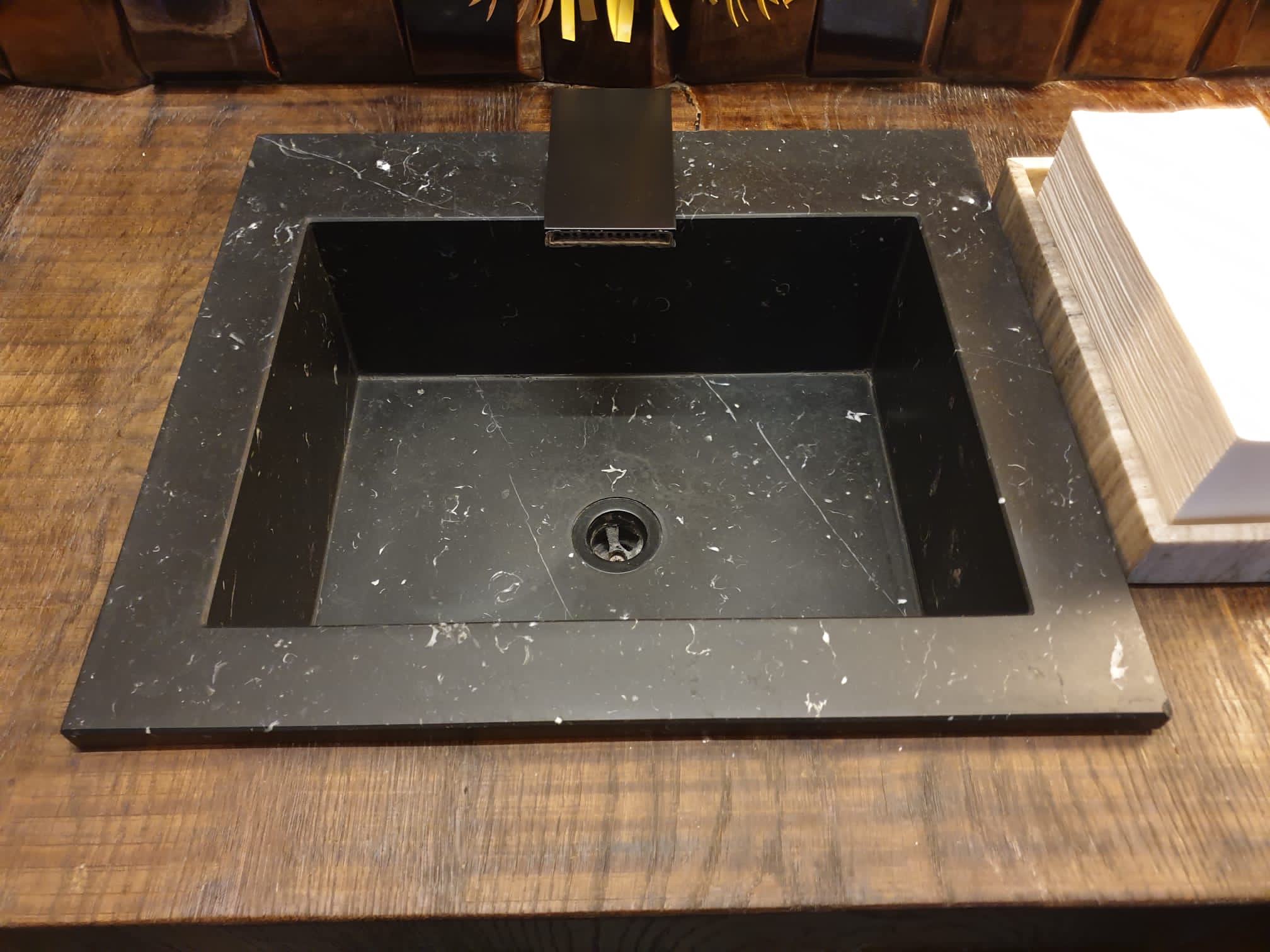 Konzeptdarstellung – Nachher: Waschtisch Aufbereitung