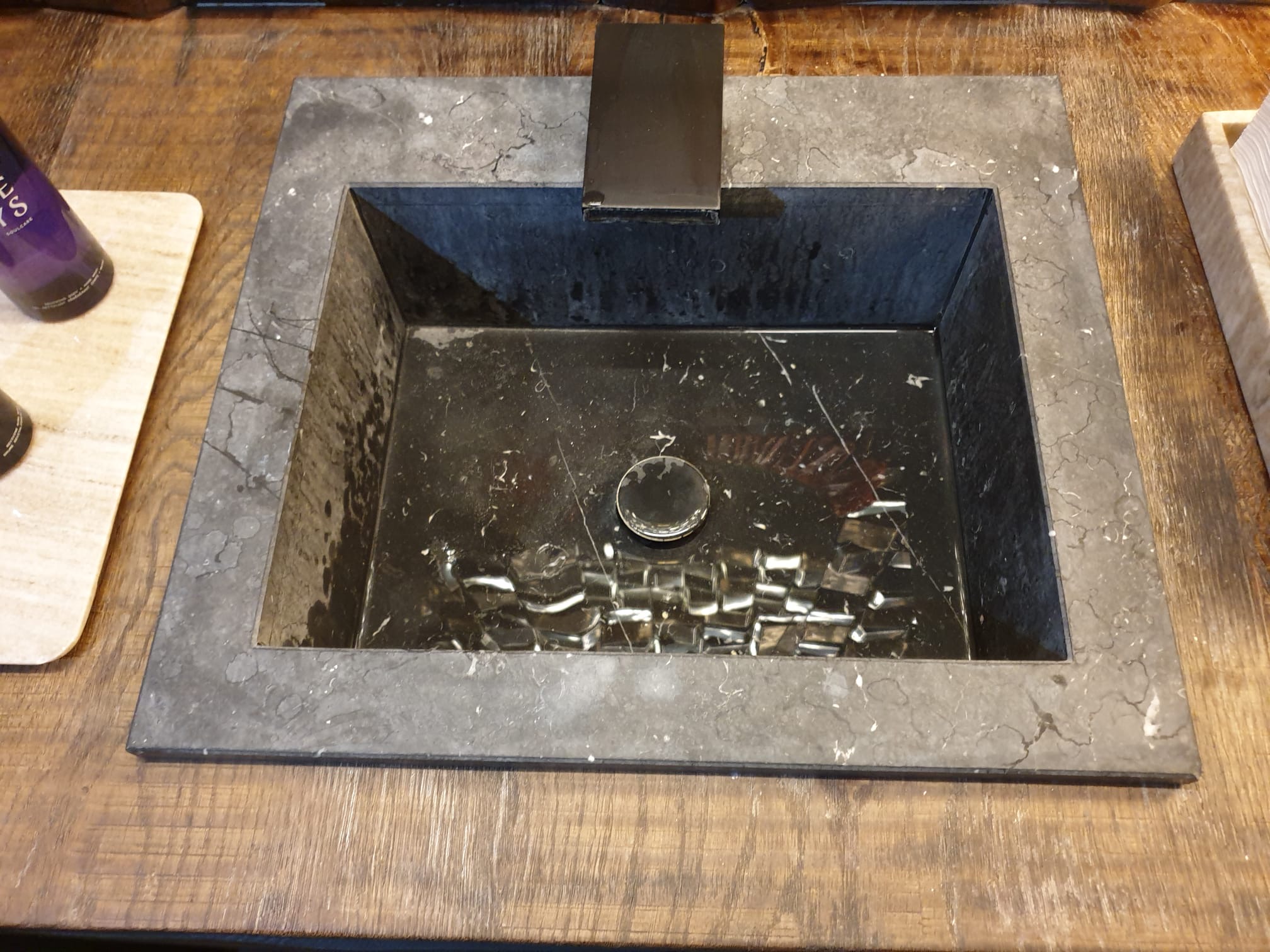 Konzeptdarstellung – Vorher: Waschtisch Aufbereitung